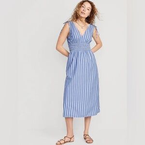 Old Navy Fit & Flare Sleeveless Striped Tie Shoulder Smocked Maxi Dress